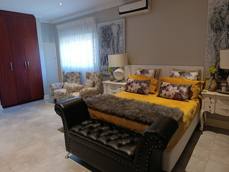 5 Bedroom Property for Sale in Heuwelsig Free State